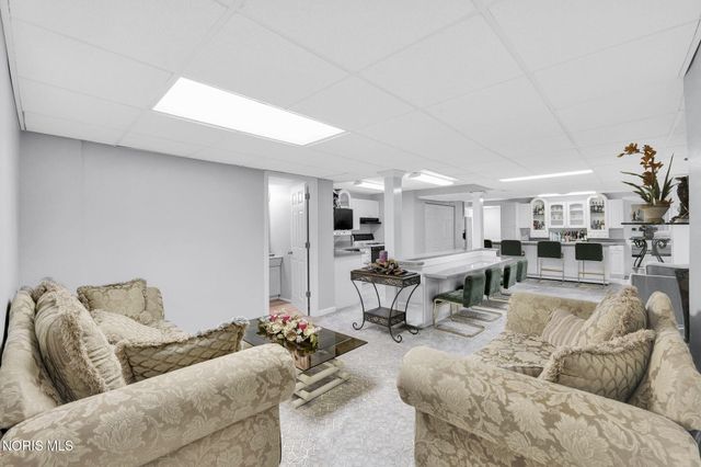 14850 Stonehaven Drive, Perrysburg, OH 43551