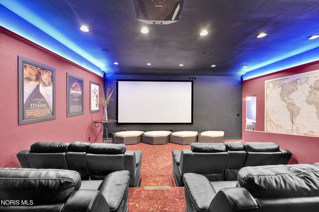 14850 Stonehaven Drive, Perrysburg, OH 43551