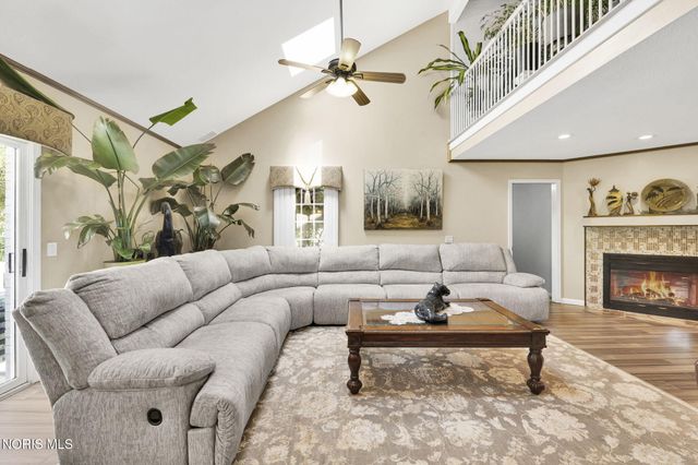 14850 Stonehaven Drive, Perrysburg, OH 43551