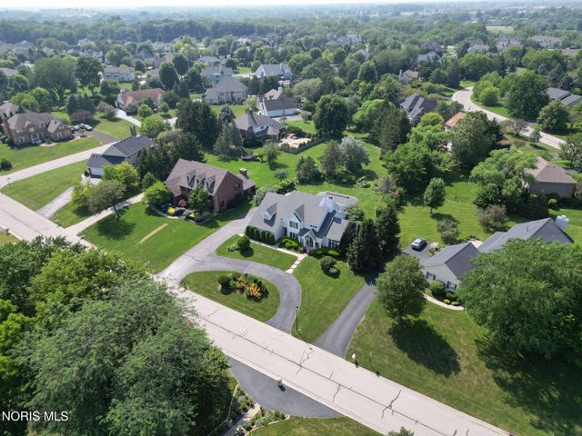 14850 Stonehaven Drive, Perrysburg, OH 43551