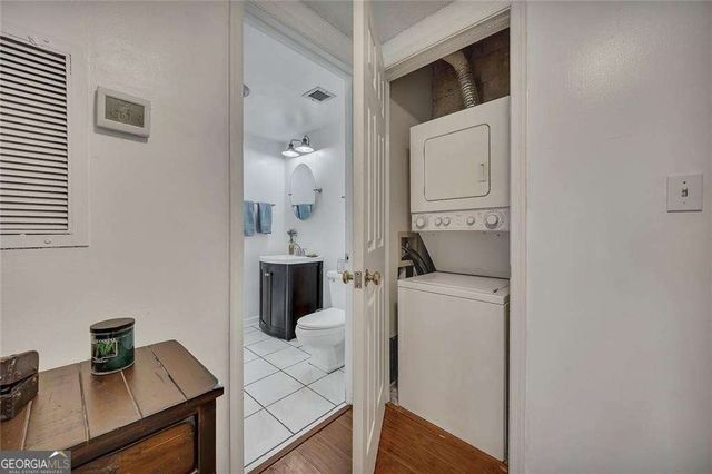 1 Biscayne Drive NW 302, Atlanta, GA 30309