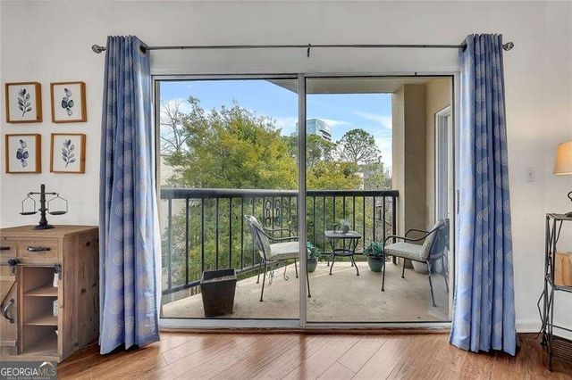 1 Biscayne Drive NW 302, Atlanta, GA 30309