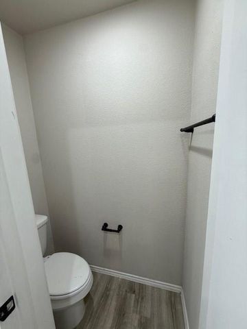 1225 Lancer Leap Drive, Alvin, TX 77511