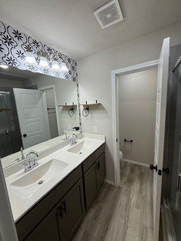 1225 Lancer Leap Drive, Alvin, TX 77511