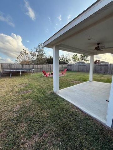1225 Lancer Leap Drive, Alvin, TX 77511