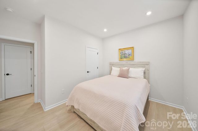 8114 Franklin Trail Street, Charlotte, NC 28227