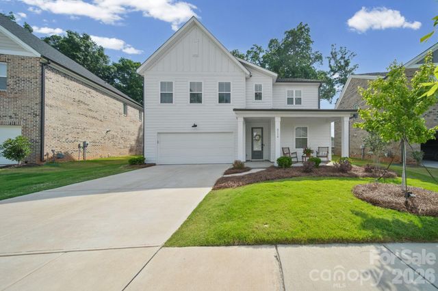 8114 Franklin Trail Street, Charlotte, NC 28227