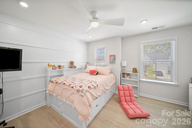 8114 Franklin Trail Street, Charlotte, NC 28227