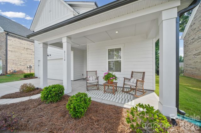 8114 Franklin Trail Street, Charlotte, NC 28227