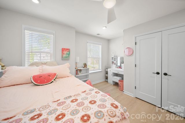 8114 Franklin Trail Street, Charlotte, NC 28227