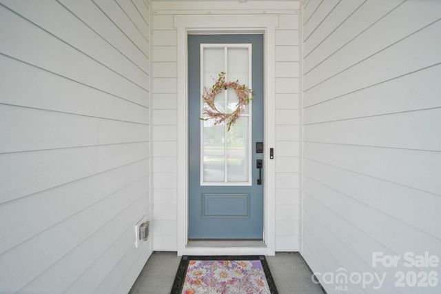 8114 Franklin Trail Street, Charlotte, NC 28227