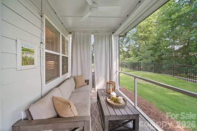 8114 Franklin Trail Street, Charlotte, NC 28227