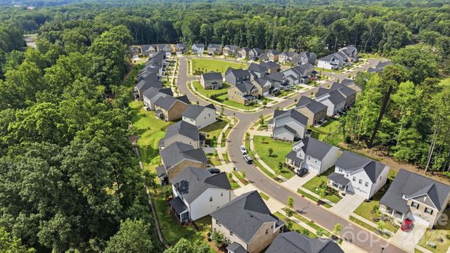 8114 Franklin Trail Street, Charlotte, NC 28227