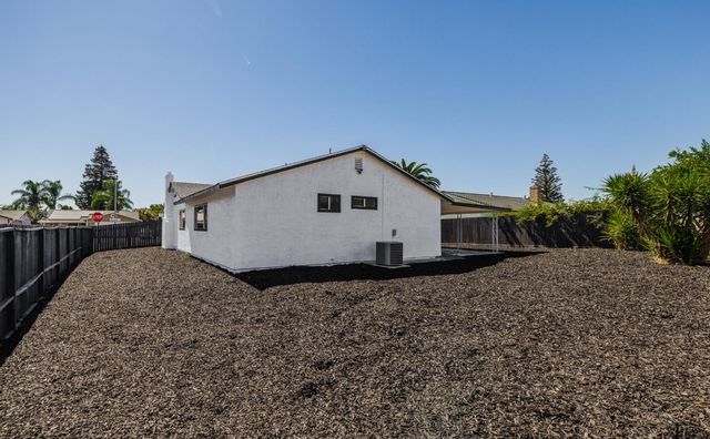 7244 Hayward Drive, Sacramento, CA 95828