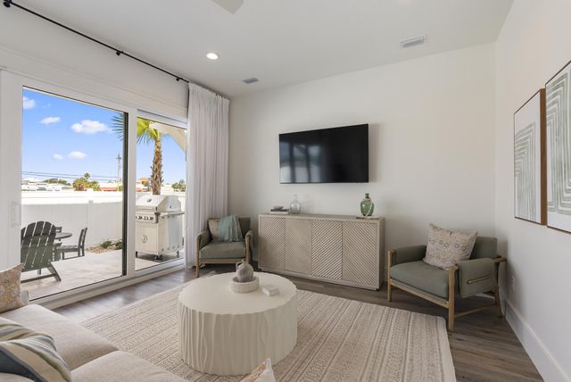 5936 Gulf Drive, Panama City Beach, FL 32408