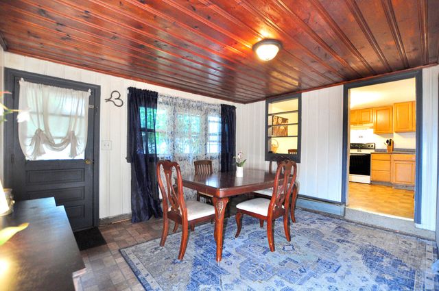 9 Eleanor Road, Enfield, CT 06082
