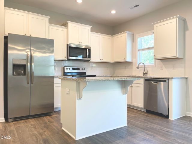 23 Fresco Drive, Zebulon, NC 27597