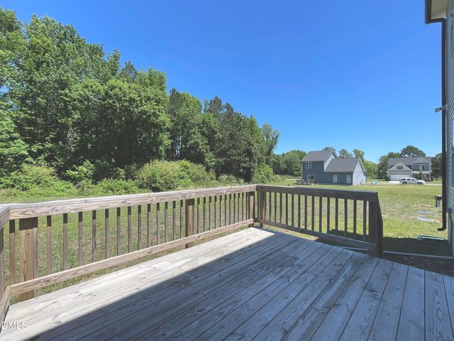 23 Fresco Drive, Zebulon, NC 27597