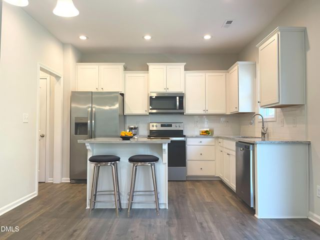 23 Fresco Drive, Zebulon, NC 27597