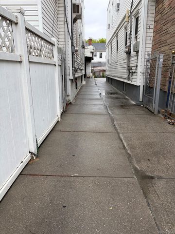 9225 176th Street, Jamaica, NY 11433