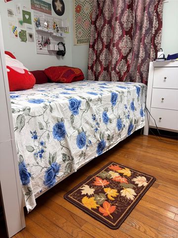 9225 176th Street, Jamaica, NY 11433