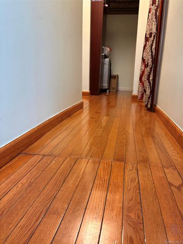 9225 176th Street, Jamaica, NY 11433