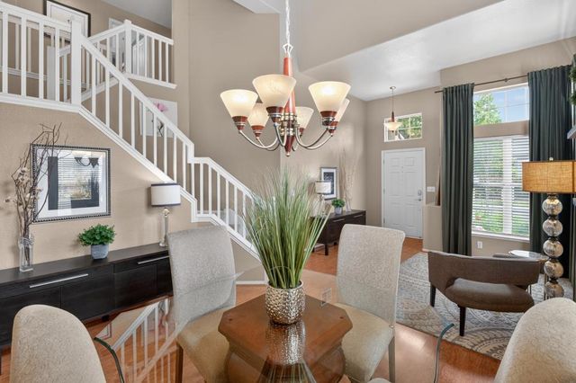 3025 Turnbuckle Cir, Elk Grove, CA 95758