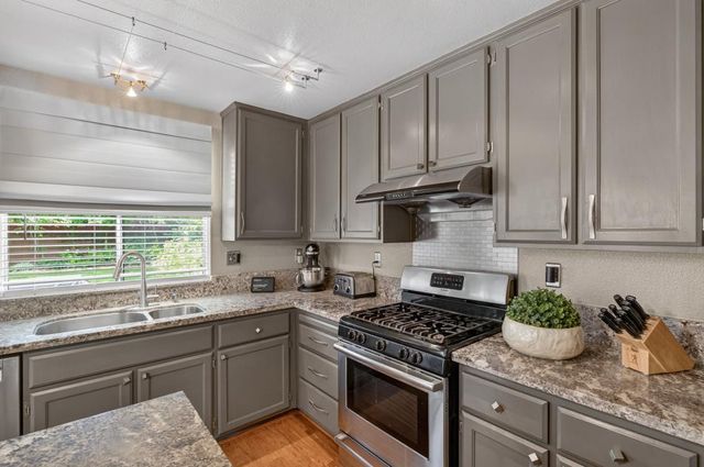 3025 Turnbuckle Cir, Elk Grove, CA 95758