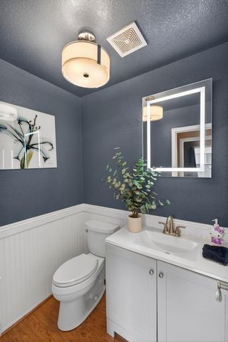 3025 Turnbuckle Cir, Elk Grove, CA 95758