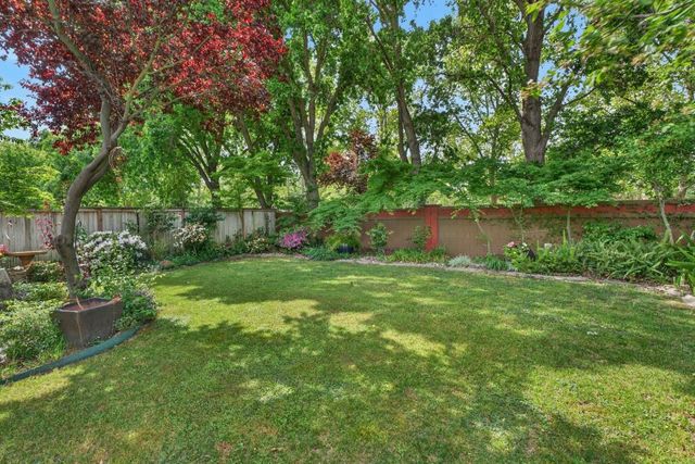 3025 Turnbuckle Cir, Elk Grove, CA 95758