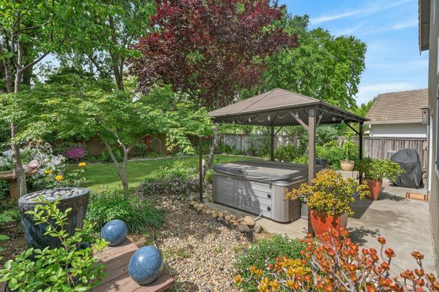 3025 Turnbuckle Cir, Elk Grove, CA 95758