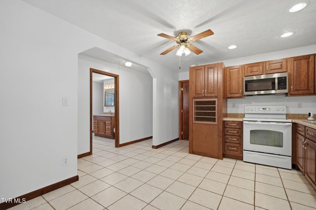 1411 Sherrod Road, Big Stone Gap, VA 24219