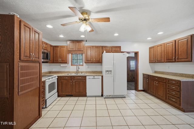 1411 Sherrod Road, Big Stone Gap, VA 24219