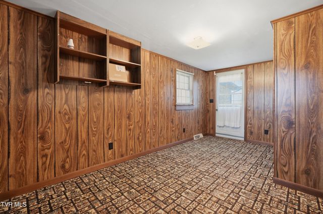 1411 Sherrod Road, Big Stone Gap, VA 24219