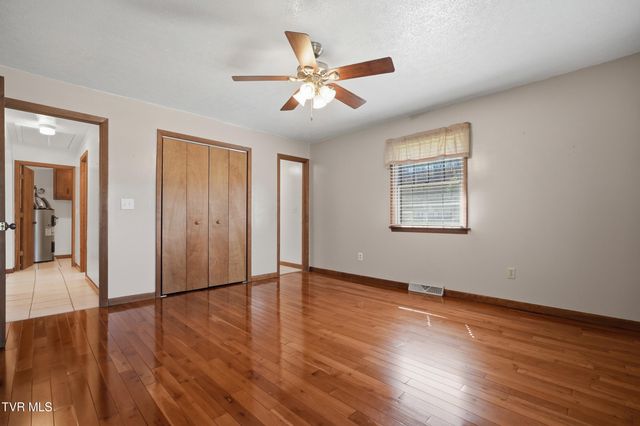 1411 Sherrod Road, Big Stone Gap, VA 24219