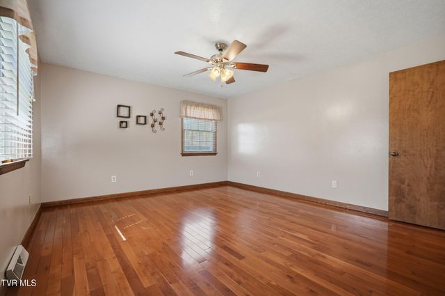 1411 Sherrod Road, Big Stone Gap, VA 24219