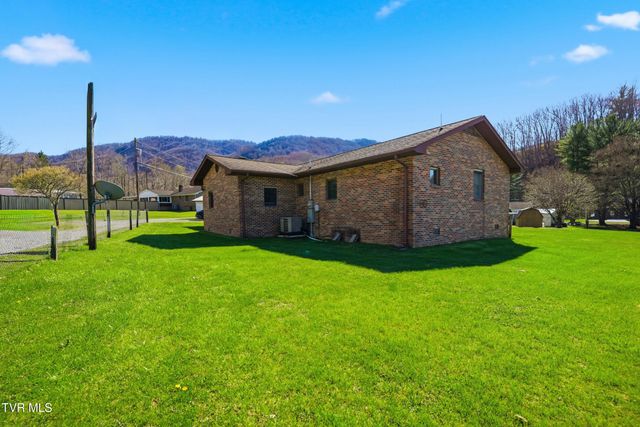 1411 Sherrod Road, Big Stone Gap, VA 24219