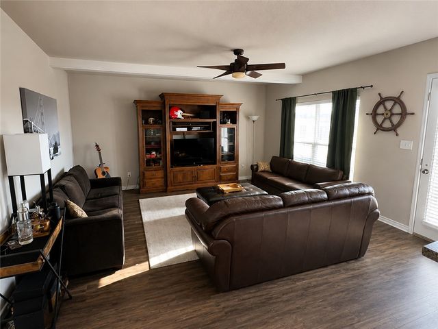 3529 Summerway, College Station, TX 77845