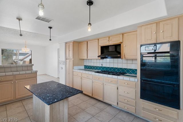 4311 Seville Street, Las Vegas, NV 89121