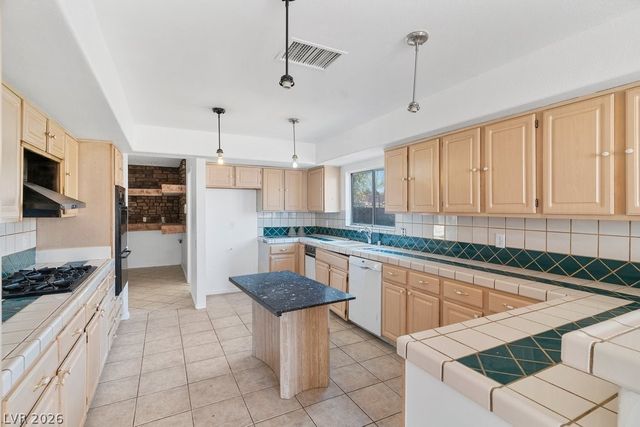 4311 Seville Street, Las Vegas, NV 89121