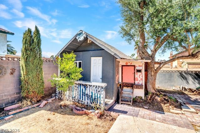 4311 Seville Street, Las Vegas, NV 89121