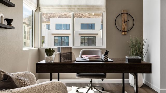 11020 Socrates Ridge Street, Las Vegas, NV 89141