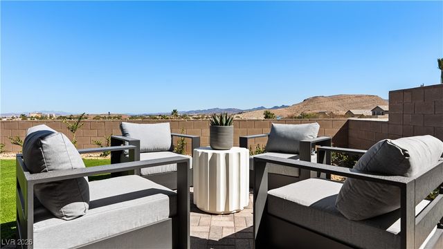 11020 Socrates Ridge Street, Las Vegas, NV 89141