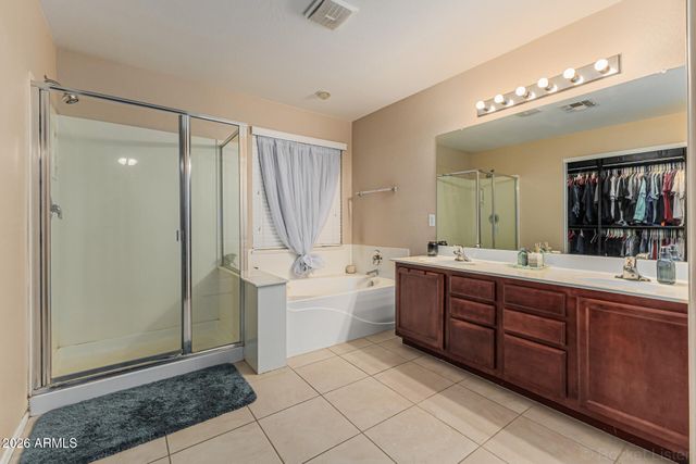 18024 W MAUI Lane, Surprise, AZ 85388