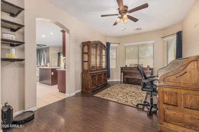 18024 W MAUI Lane, Surprise, AZ 85388