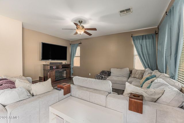 18024 W MAUI Lane, Surprise, AZ 85388