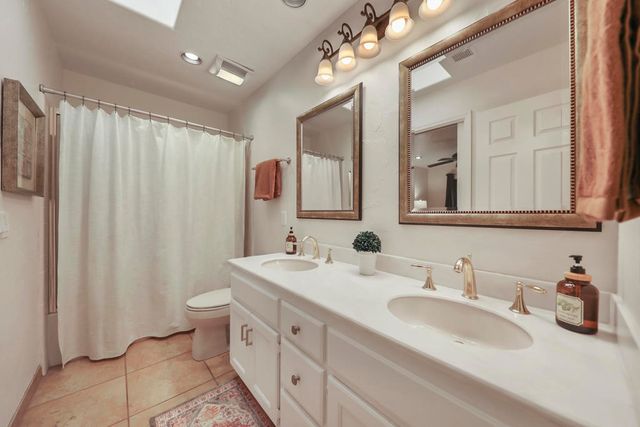 149 Blue River Drive, Palm Desert, CA 92211