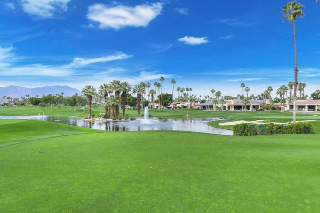 149 Blue River Drive, Palm Desert, CA 92211