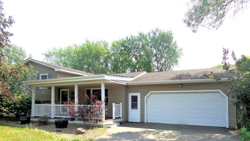11071 26th Street NE, Saint Michael, MN 55376