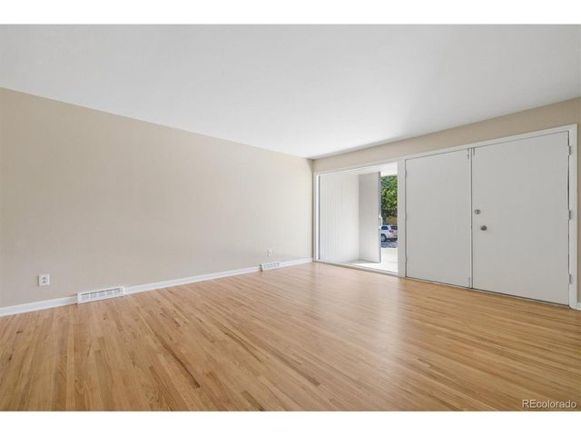 7229 S Tamarac Ct, Centennial, CO 80112
